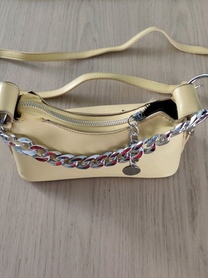 Small yellow shoulder bag new with chain and adjustable straps