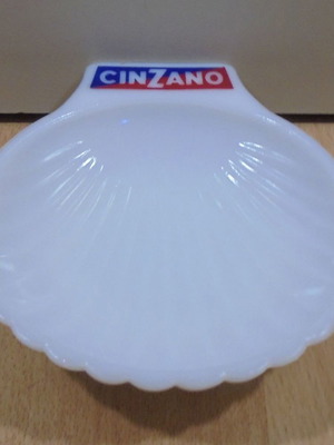 Cinzano Βερμούτ παλιό διαφημιστικό μπολ οπαλίνας μεταχειρισμένο σε σχήμα κοχυλιού