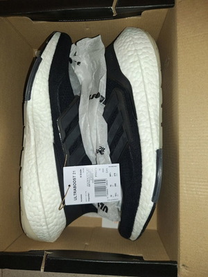 Adidas Ultraboost 21 καινούργια, μέγεθος 44.5, μαύρα αθλητικά παπούτσια