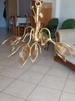 Brass ceiling light in like new condition