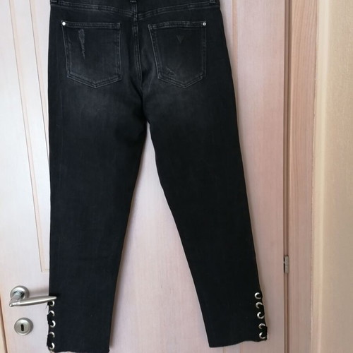 Guess jeans size L new, black with ankle detail