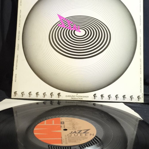 Queen Jazz vinyl record like new