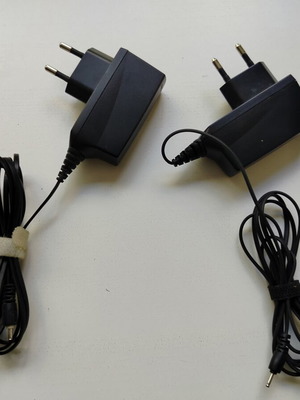 Nokia charger with small 2 mm pin, set of two