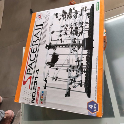 Spacerail Level 4 game used, missing 3 marbles