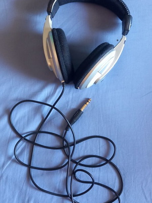 Behringer HPM1000 ενσύρματα ακουστικά