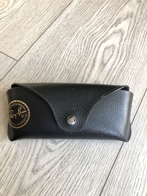 Ray Ban glasses case like new with snap closure