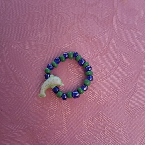 Elastic ring with beads like new, blue and green
