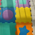 Children's floor puzzle used, 9 pieces, shapes