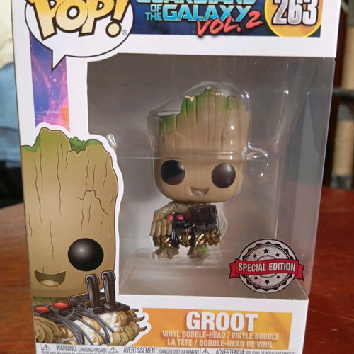 Funko Pop Groot Special Edition new