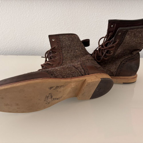 Ugg Gold Kioni boots like new, size 38, tweed and leather
