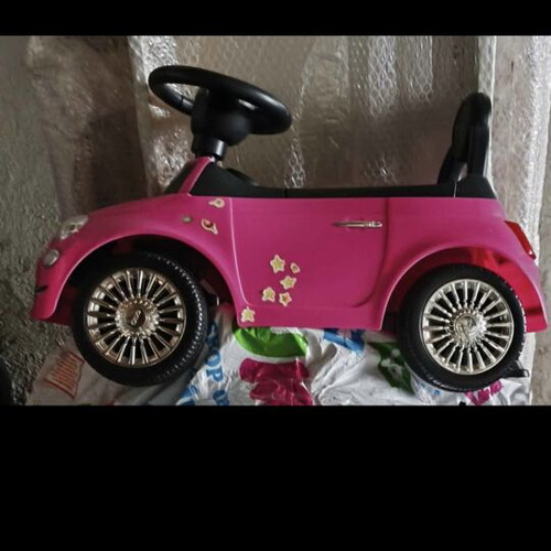 Fiat 500 baby walker with storage and sounds