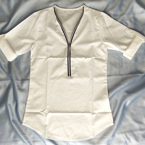 Women's blouse with zipper white new, size S
