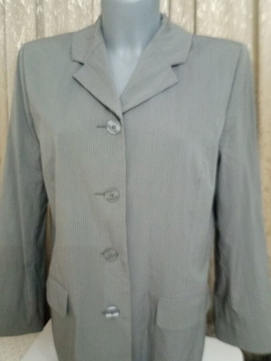 Women's jacket like new, size L