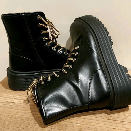 Pull & Bear women's boots new, black size 39 faux leather
