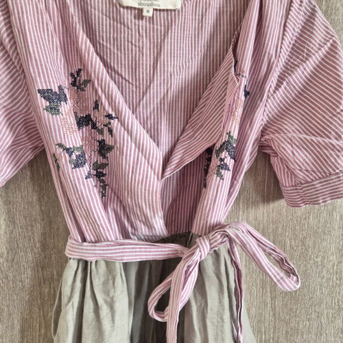 Madame Shou Shou short dress like new, size small, colorful