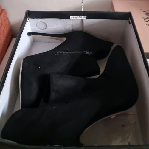 Fullah Sugah stiletto ankle boots new, size 40, black