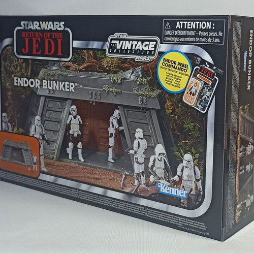 Star Wars Vintage Collection Endor Bunker with Rebel Commando 40th ROTJ