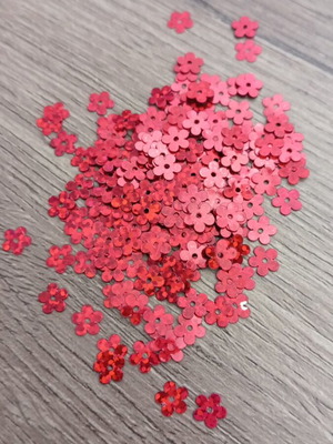 Red Flower Sequins 30g 5mm new