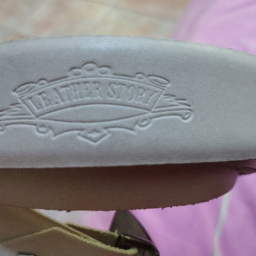 Leather belt used, beige