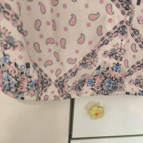 Susy Mix shirt used, pastel paisley pattern, size M