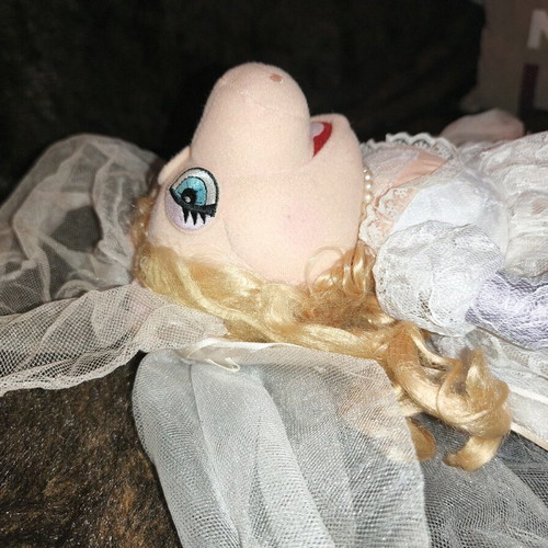 Miss Piggy Bride Plush like new from Muppets Show 38 cm