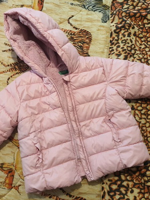 Μπουφάν Benetton ροζ για κορίτσι 2 ετών σαν καινούργιο