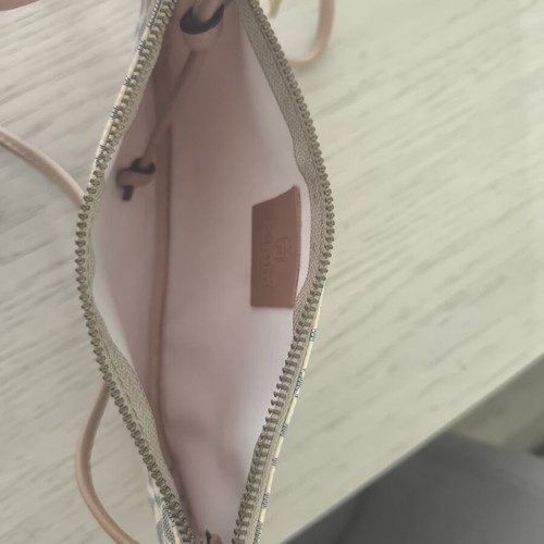 Kem crossbody bag like new, white and blue