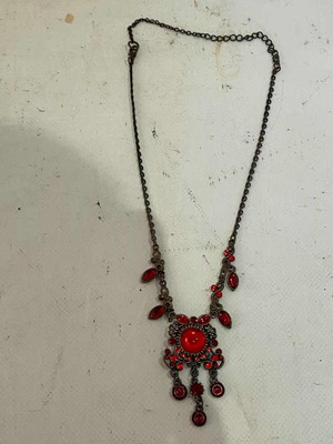 Vintage red women's necklace used