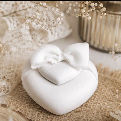 Heart-shaped jewelry box new, handmade with fabric bow