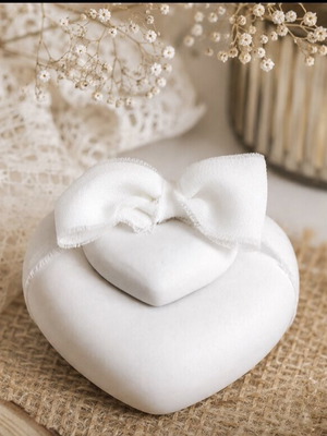 Heart-shaped jewelry box new, handmade with fabric bow