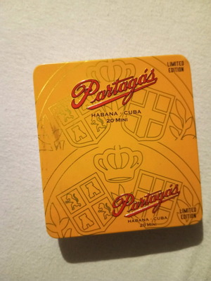 Metal cigar box limited edition new