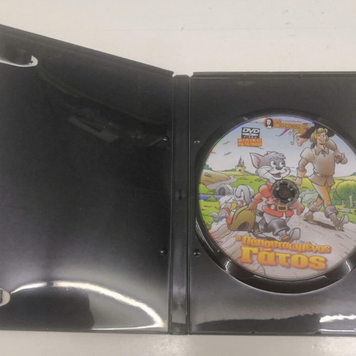 Puss in Boots DVD like new, dubbed