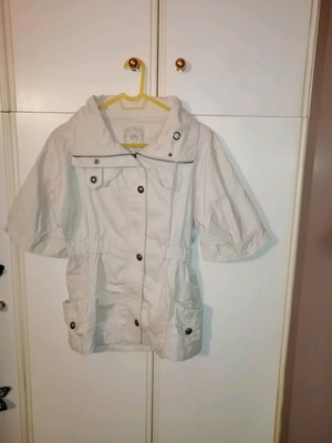 Bershka beige trench coat like new, size S