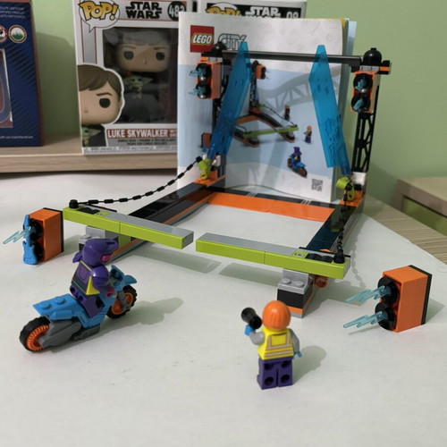 The Blade Stunt Challenge Lego City set like new, 150 pieces