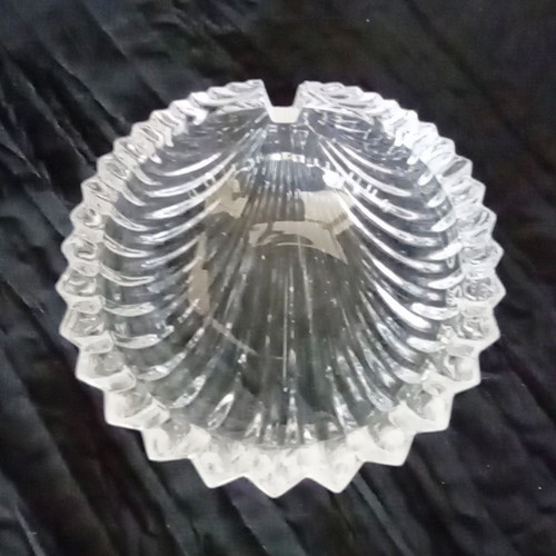 Crystal ashtray shell design like new, decorative bowl 10 cm