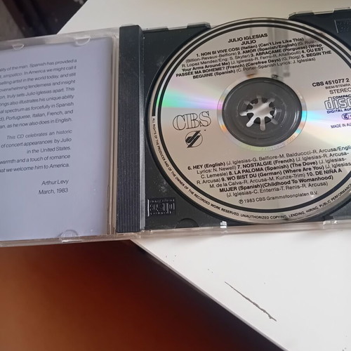 Julio Iglesias CD like new