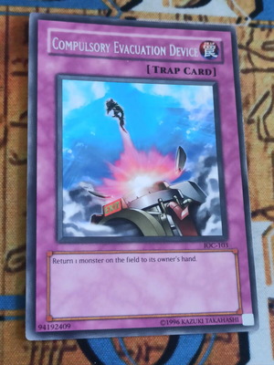 Compulsory Evacuation Device κάρτα Yu-Gi-Oh! σαν καινούργιο