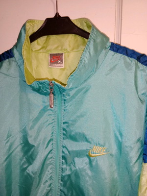 Nike jacket new, size XL, multicolor