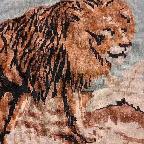 Tapestry and embroidery used, pack of 2 with tiger and lion design