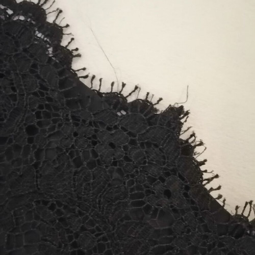 Genny black lace skirt used, size 40-42, made in Italy