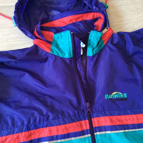 Adidas vintage windbreaker bright purple size S unisex used