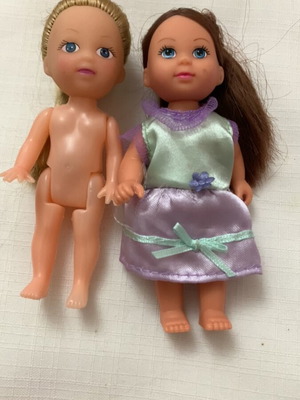 Simba and No Name Dolls like new, small cute set