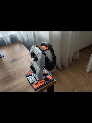 Grand Theft Auto controller and headset stand for PS5