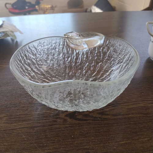 Glass embossed apple-shaped container like new