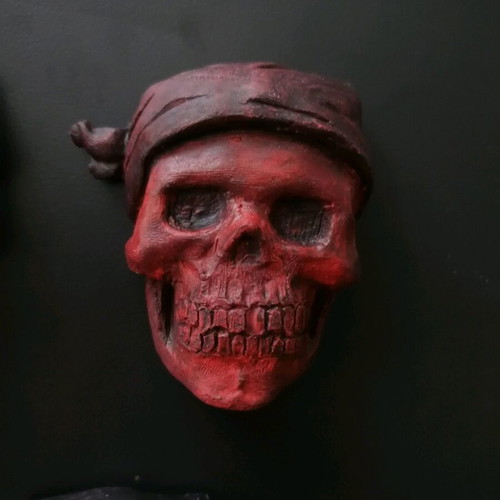 Handmade skull magnets new, made of plaster