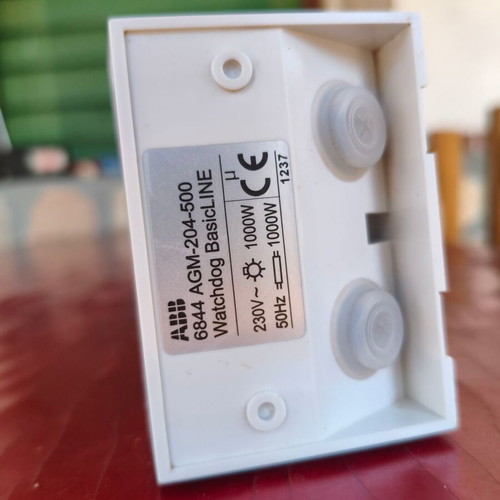 ABB Watchdog BasicLINE 240° wall motion detector, model 6844 AGM-204-500