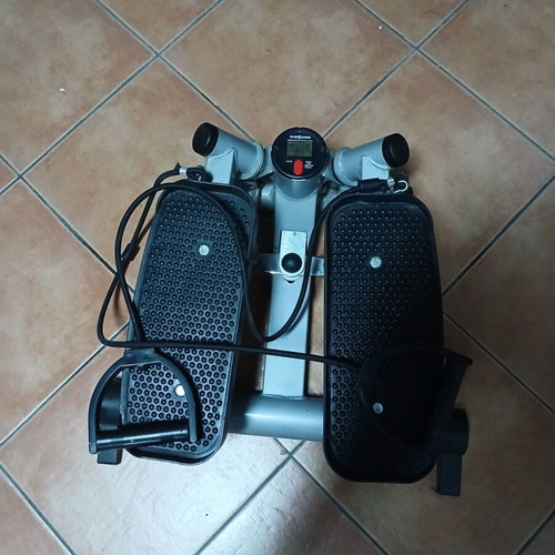Stepper with electronic display like new