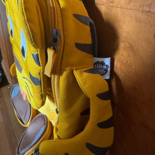 Affenzahn backpack lion used with stain