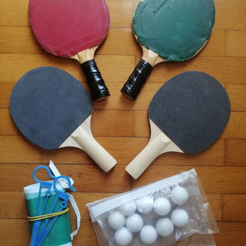 Sunflex ping pong rackets used with net set and 10 balls