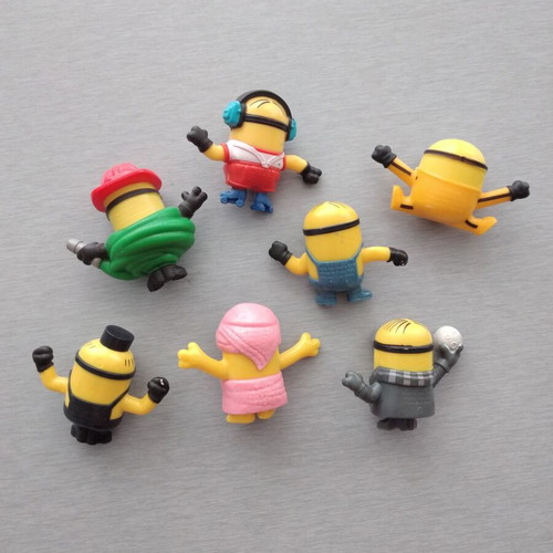 Minions mini figures lot bundle like new, 7 pieces, 4 cm